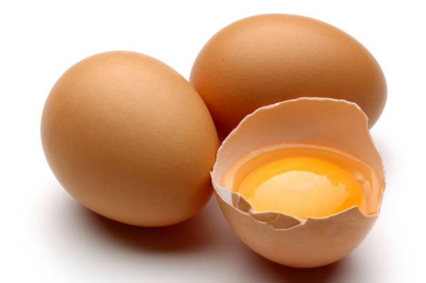 Không nên ăn trứng sống