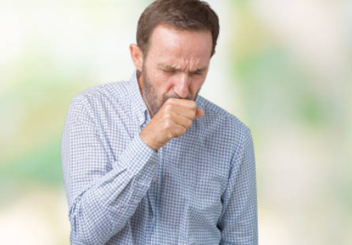 Người phổi yếu thường sẽ ho dai dẳng lâu ngày không khỏi