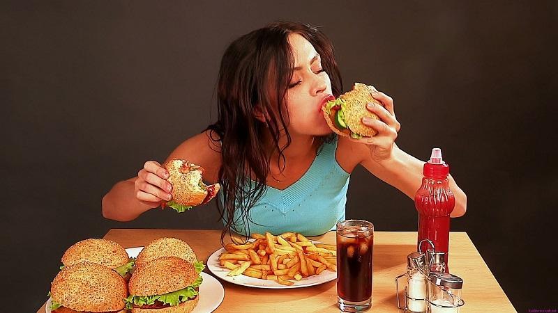 Thói quen ăn uống không lành mạnh