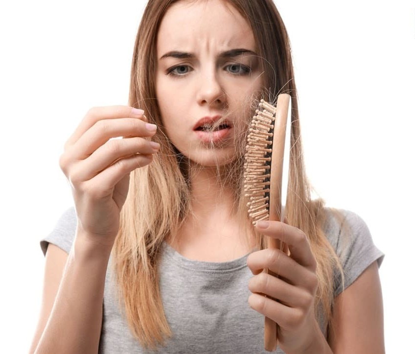 Thủ phạm gây rụng tóc nhiều là gì? Giải pháp nào hiệu quả nhất?