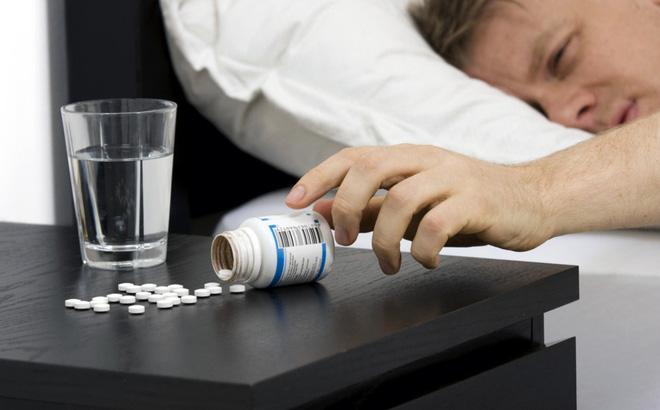 Sử dụng thuốc ngủ sai cách gây nhờn thuốc và lệ thuộc vào thuốc.