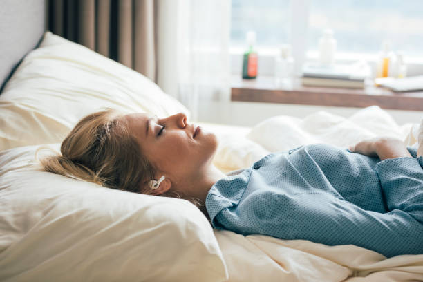 Nghe nhạc nhẹ trước khi đi ngủ sẽ giúp thư giãn tinh thần, dễ ngủ hơn