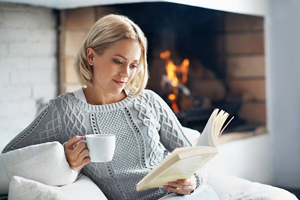 Đọc sách sẽ giúp bạn giải tỏa stress, tinh thần thư giãn hơn
