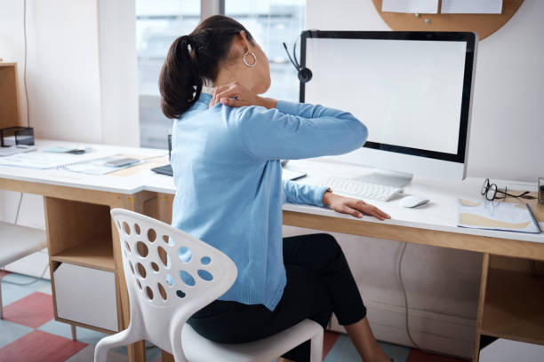Tính chất công việc phải ngồi nhiều dễ làm tái phát bệnh trĩ