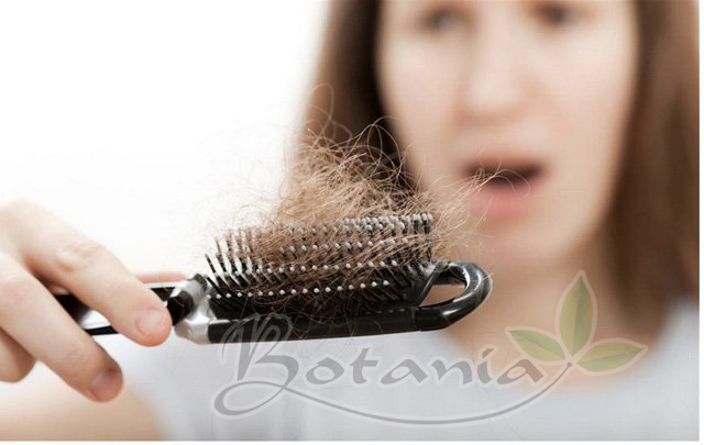 Tìm hiểu về rụng tóc ở phụ nữ