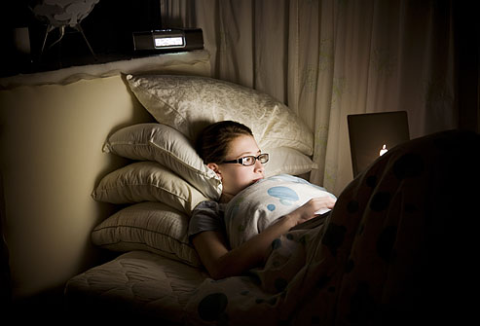 Thói quen thức khuya ảnh hưởng xấu tới sức khỏe